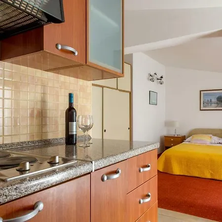 113 Grljevacka Ulica Apartment