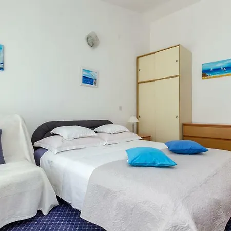 113 Grljevacka Ulica Apartment Podstrana
