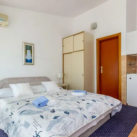 113 Grljevacka Ulica Apartment Podstrana