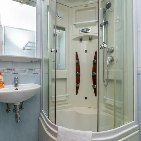 113 Grljevacka Ulica Apartament *